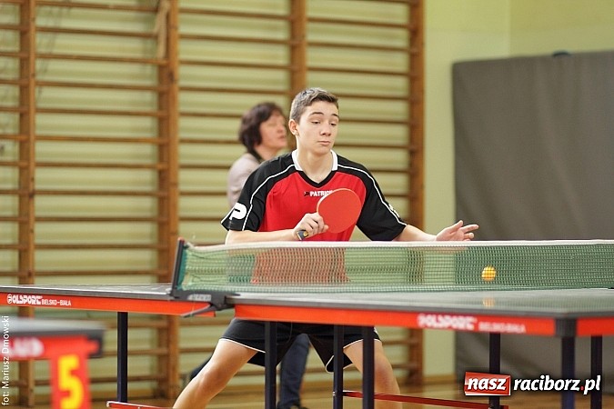 Zdjęcie w galerii na portalu naszraciborz.pl: Powiatowe zawody w tenisie stołowym w Tworkowie wiadomości z regionu