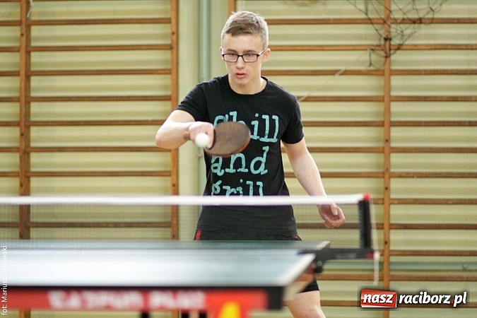 Zdjęcie w galerii na portalu naszraciborz.pl: Powiatowe zawody w tenisie stołowym w Tworkowie wiadomości z regionu