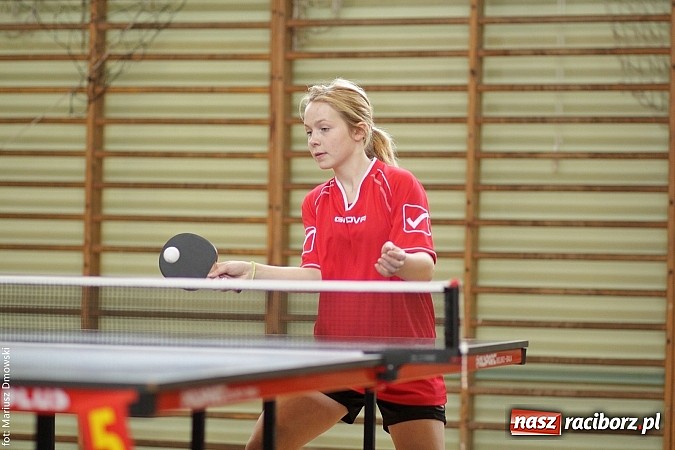 Zdjęcie w galerii na portalu naszraciborz.pl: Powiatowe zawody w tenisie stołowym w Tworkowie wiadomości z regionu
