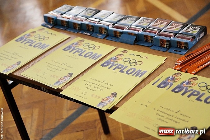 Zdjęcie w galerii na portalu naszraciborz.pl: Powiatowe zawody w tenisie stołowym w Tworkowie wiadomości z regionu