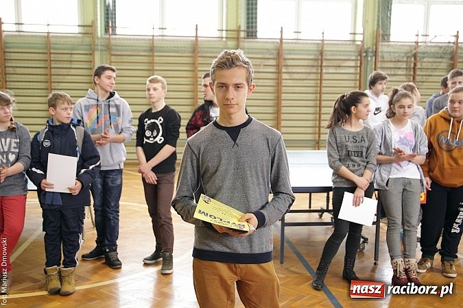 Zdjęcie w galerii na portalu naszraciborz.pl: Powiatowe zawody w tenisie stołowym w Tworkowie wiadomości z regionu