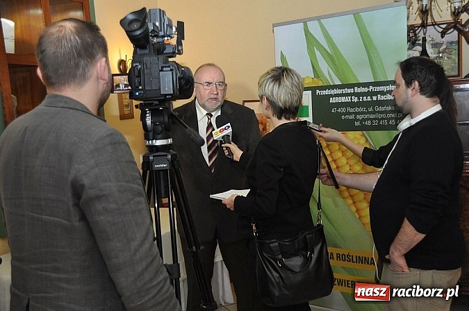 Zdjęcie w galerii na portalu naszraciborz.pl: Za nami I dzień konferencji poświęconej erozji wodnej wiadomości z regionu