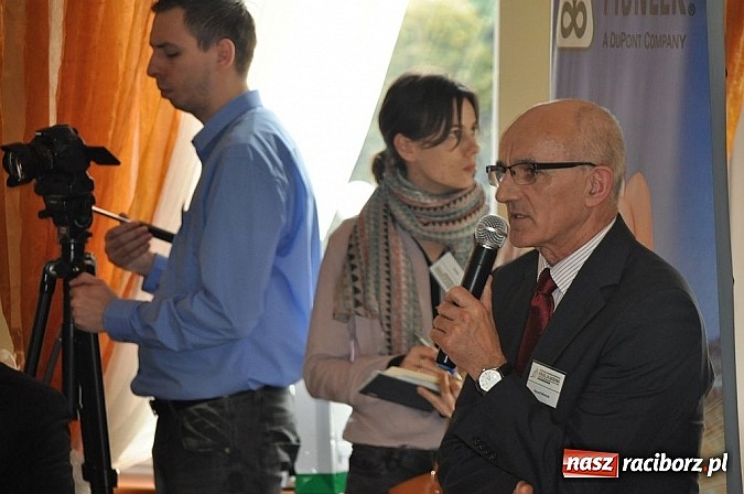 Zdjęcie w galerii na portalu naszraciborz.pl: Za nami I dzień konferencji poświęconej erozji wodnej wiadomości z regionu