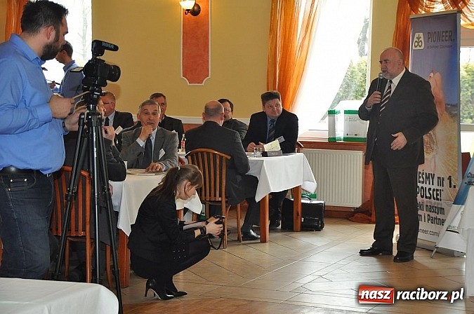 Zdjęcie w galerii na portalu naszraciborz.pl: Za nami I dzień konferencji poświęconej erozji wodnej wiadomości z regionu