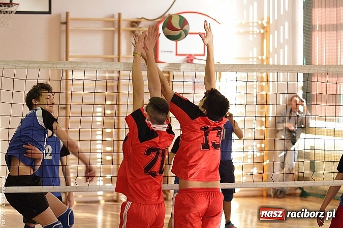Zdjęcie w galerii na portalu naszraciborz.pl: Siatkarska rywalizacja w Bieńkowicach wiadomości z regionu