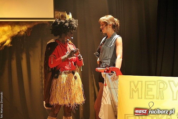 Zdjęcie w galerii na portalu naszraciborz.pl: Spóźnieni królowie na deskach MDK wiadomości z regionu