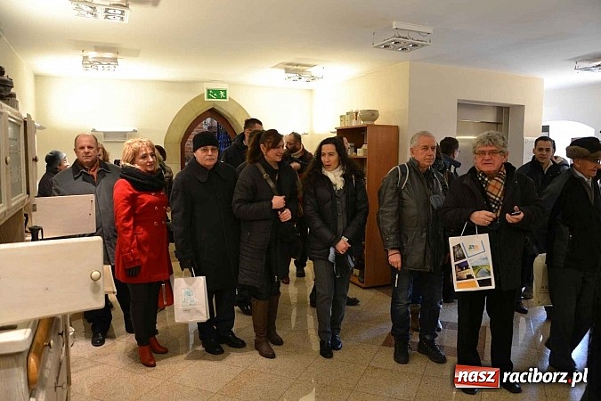 Zdjęcie w galerii na portalu naszraciborz.pl: 60-lecie PTTK w Raciborzu. Uroczyste obchody na zamku za nami wiadomości z regionu