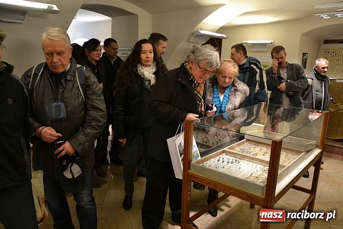 Zdjęcie w galerii na portalu naszraciborz.pl: 60-lecie PTTK w Raciborzu. Uroczyste obchody na zamku za nami wiadomości z regionu
