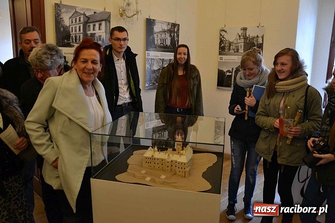 Zdjęcie w galerii na portalu naszraciborz.pl: 60-lecie PTTK w Raciborzu. Uroczyste obchody na zamku za nami wiadomości z regionu