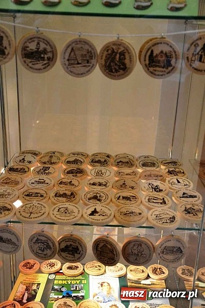 Zdjęcie w galerii na portalu naszraciborz.pl: 60-lecie PTTK w Raciborzu. Uroczyste obchody na zamku za nami wiadomości z regionu