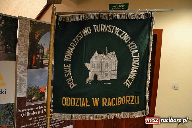 Zdjęcie w galerii na portalu naszraciborz.pl: 60-lecie PTTK w Raciborzu. Uroczyste obchody na zamku za nami wiadomości z regionu