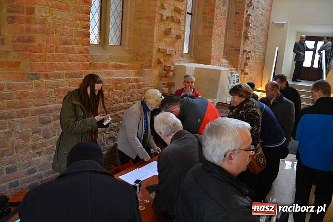 Zdjęcie w galerii na portalu naszraciborz.pl: 60-lecie PTTK w Raciborzu. Uroczyste obchody na zamku za nami wiadomości z regionu