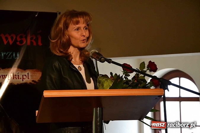 Zdjęcie w galerii na portalu naszraciborz.pl: 60-lecie PTTK w Raciborzu. Uroczyste obchody na zamku za nami wiadomości z regionu