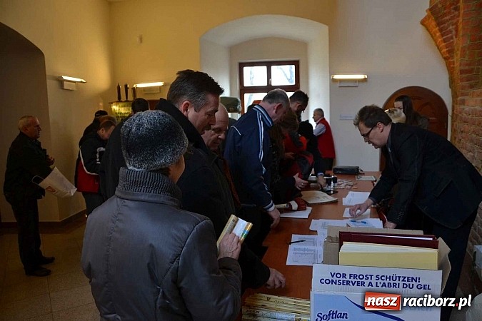 Zdjęcie w galerii na portalu naszraciborz.pl: 60-lecie PTTK w Raciborzu. Uroczyste obchody na zamku za nami wiadomości z regionu