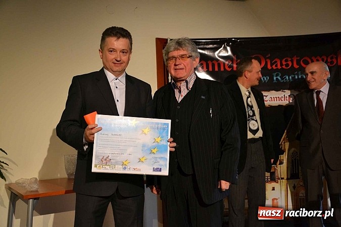 Zdjęcie w galerii na portalu naszraciborz.pl: 60-lecie PTTK w Raciborzu. Uroczyste obchody na zamku za nami wiadomości z regionu