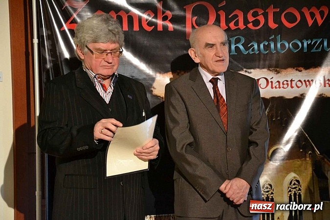 Zdjęcie w galerii na portalu naszraciborz.pl: 60-lecie PTTK w Raciborzu. Uroczyste obchody na zamku za nami wiadomości z regionu