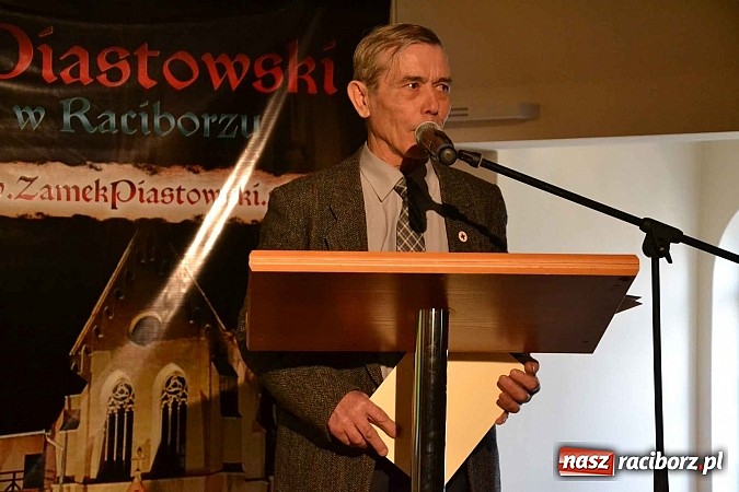 Zdjęcie w galerii na portalu naszraciborz.pl: 60-lecie PTTK w Raciborzu. Uroczyste obchody na zamku za nami wiadomości z regionu