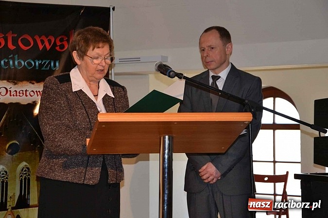 Zdjęcie w galerii na portalu naszraciborz.pl: 60-lecie PTTK w Raciborzu. Uroczyste obchody na zamku za nami wiadomości z regionu