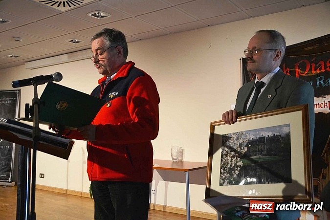 Zdjęcie w galerii na portalu naszraciborz.pl: 60-lecie PTTK w Raciborzu. Uroczyste obchody na zamku za nami wiadomości z regionu