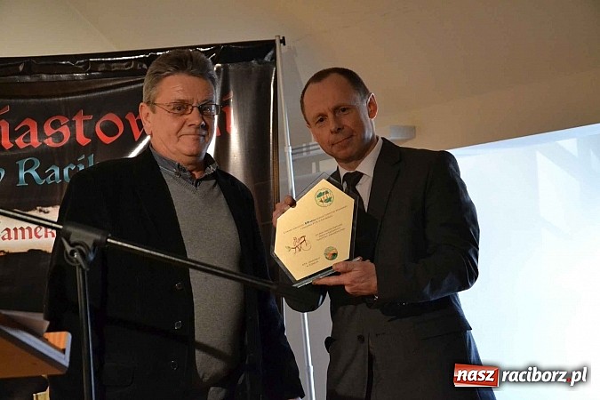Zdjęcie w galerii na portalu naszraciborz.pl: 60-lecie PTTK w Raciborzu. Uroczyste obchody na zamku za nami wiadomości z regionu
