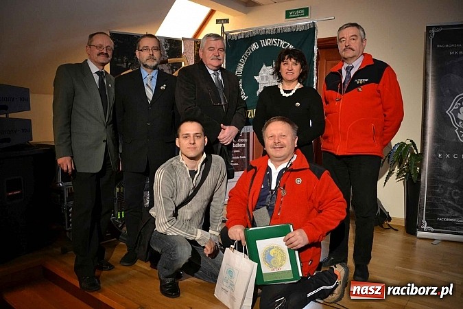 Zdjęcie w galerii na portalu naszraciborz.pl: 60-lecie PTTK w Raciborzu. Uroczyste obchody na zamku za nami wiadomości z regionu