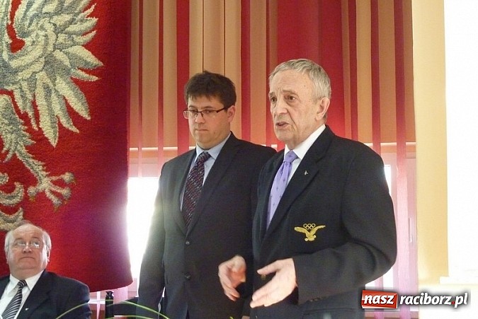 Zdjęcie w galerii na portalu naszraciborz.pl: Zmiana warty w raciborskim Sokole wiadomości z regionu