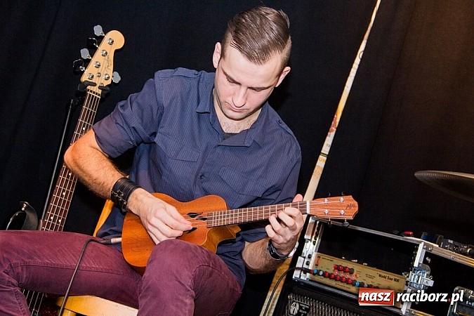 Zdjęcie w galerii na portalu naszraciborz.pl: Grawitacja zagrała dla chorej Justynki wiadomości z regionu