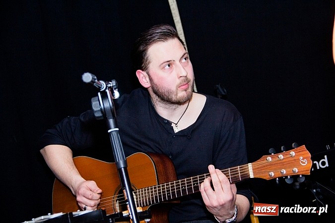 Zdjęcie w galerii na portalu naszraciborz.pl: Grawitacja zagrała dla chorej Justynki wiadomości z regionu