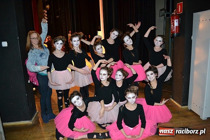 Zdjęcie w galerii na portalu naszraciborz.pl: Cha, cha - czyli Dzień Tańca w Kuźni Raciborskiej wiadomości z regionu