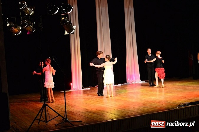 Zdjęcie w galerii na portalu naszraciborz.pl: Cha, cha - czyli Dzień Tańca w Kuźni Raciborskiej wiadomości z regionu