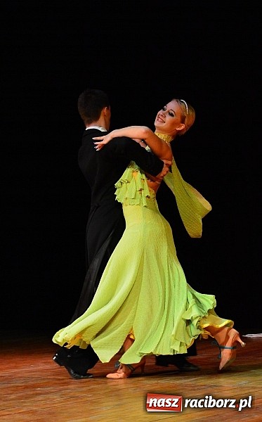 Zdjęcie w galerii na portalu naszraciborz.pl: Cha, cha - czyli Dzień Tańca w Kuźni Raciborskiej wiadomości z regionu