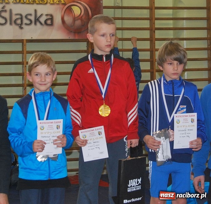 Zdjęcie w galerii na portalu naszraciborz.pl: Unici przywieźli z Rudy Śląskiej worek medali wiadomości z regionu