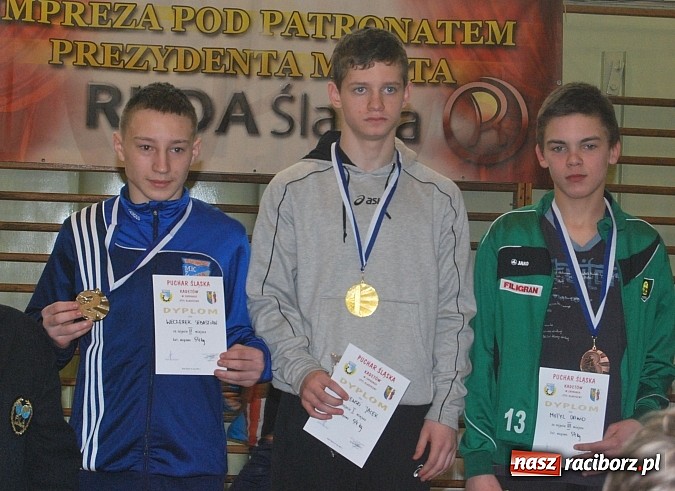 Zdjęcie w galerii na portalu naszraciborz.pl: Unici przywieźli z Rudy Śląskiej worek medali wiadomości z regionu