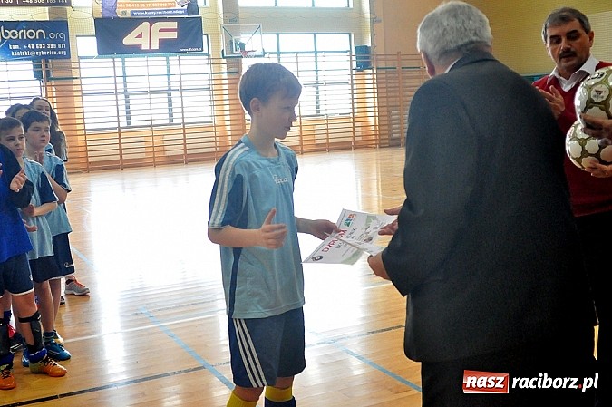 Zdjęcie w galerii na portalu naszraciborz.pl: Odra Centrum najlepsza wśród młodzików wiadomości z regionu