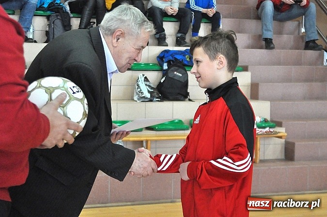 Zdjęcie w galerii na portalu naszraciborz.pl: Odra Centrum najlepsza wśród młodzików wiadomości z regionu