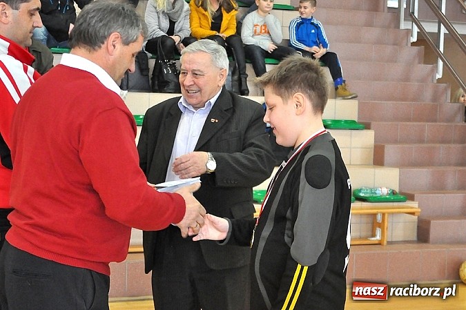 Zdjęcie w galerii na portalu naszraciborz.pl: Odra Centrum najlepsza wśród młodzików wiadomości z regionu