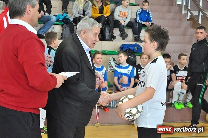 Zdjęcie w galerii na portalu naszraciborz.pl: Odra Centrum najlepsza wśród młodzików wiadomości z regionu