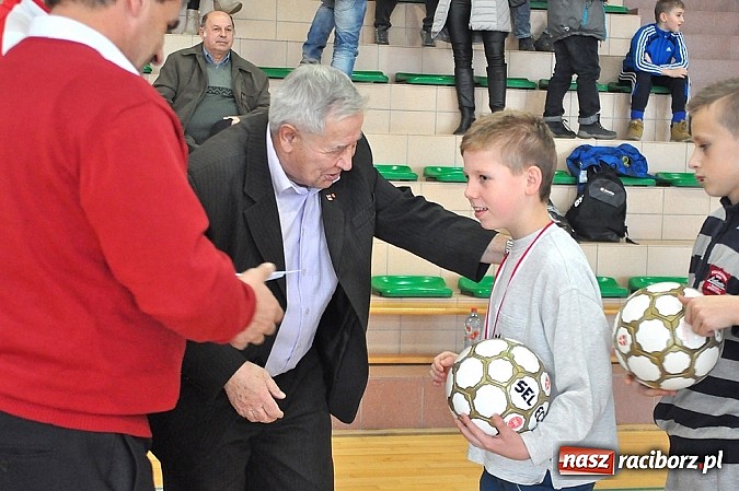 Zdjęcie w galerii na portalu naszraciborz.pl: Odra Centrum najlepsza wśród młodzików wiadomości z regionu