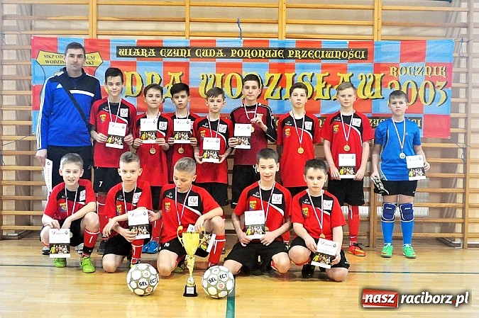 Zdjęcie w galerii na portalu naszraciborz.pl: Odra Centrum najlepsza wśród młodzików wiadomości z regionu