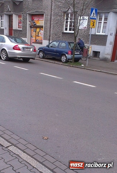 Zdjęcie w galerii na portalu naszraciborz.pl: Komendancie, co Pan na to? Czytelnik kolejny raz pyta o rowerzystów wiadomości z regionu