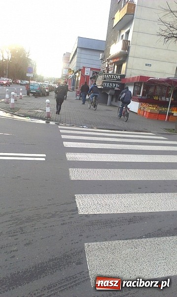 Zdjęcie w galerii na portalu naszraciborz.pl: Komendancie, co Pan na to? Czytelnik kolejny raz pyta o rowerzystów wiadomości z regionu