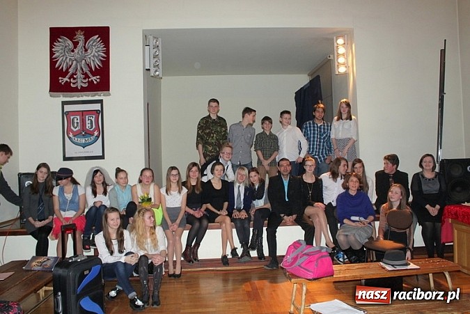 Zdjęcie w galerii na portalu naszraciborz.pl: Wieczorek poetycki w G5 wiadomości z regionu