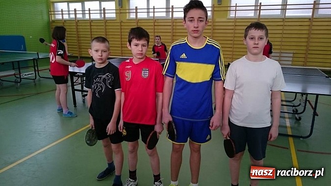 Zdjęcie w galerii na portalu naszraciborz.pl: Powiatowy finał podstaw&oacute;wek w tenisie stołowym wiadomości z regionu