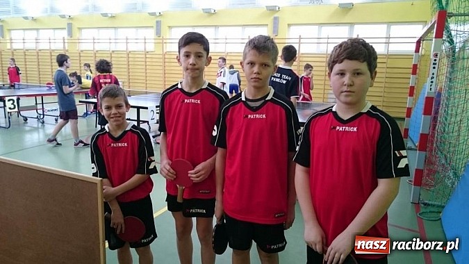 Zdjęcie w galerii na portalu naszraciborz.pl: Powiatowy finał podstaw&oacute;wek w tenisie stołowym wiadomości z regionu