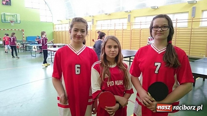 Zdjęcie w galerii na portalu naszraciborz.pl: Powiatowy finał podstaw&oacute;wek w tenisie stołowym wiadomości z regionu