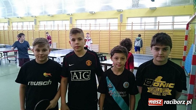 Zdjęcie w galerii na portalu naszraciborz.pl: Powiatowy finał podstaw&oacute;wek w tenisie stołowym wiadomości z regionu