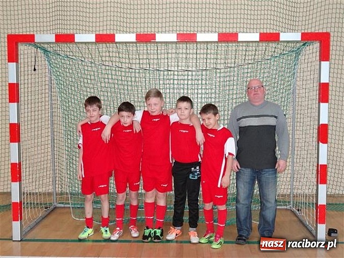 Zdjęcie w galerii na portalu naszraciborz.pl: Nędza najlepsza w turnieju klas I-III wiadomości z regionu