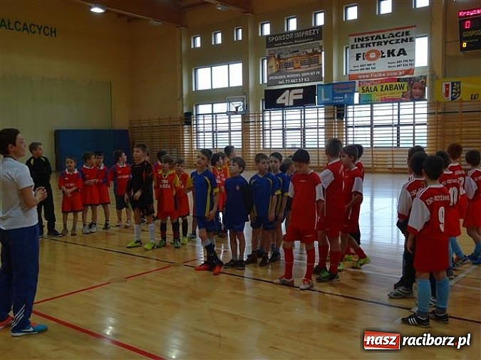 Zdjęcie w galerii na portalu naszraciborz.pl: Nędza najlepsza w turnieju klas I-III wiadomości z regionu