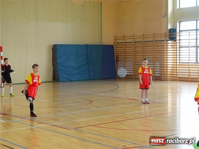 Zdjęcie w galerii na portalu naszraciborz.pl: Nędza najlepsza w turnieju klas I-III wiadomości z regionu