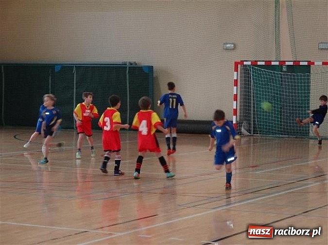 Zdjęcie w galerii na portalu naszraciborz.pl: Nędza najlepsza w turnieju klas I-III wiadomości z regionu